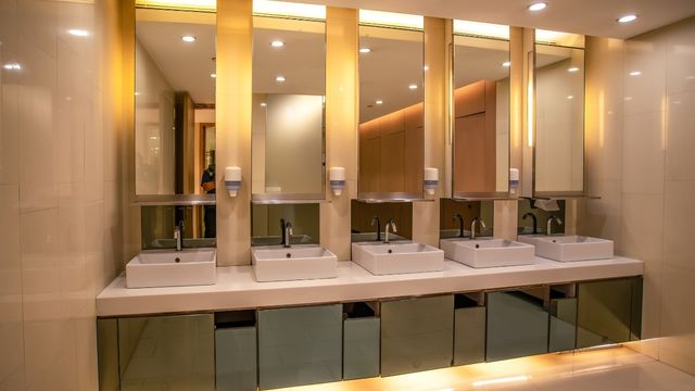A clean restroom in Stockton, CA serviced by a Day Porter